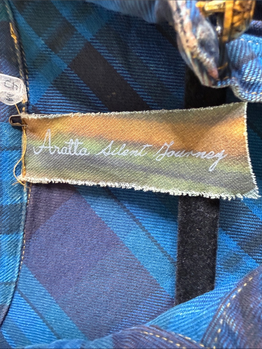 Aratta Silent Journey plaid hi low button down blouse medium EUC - Picture 3 of 5